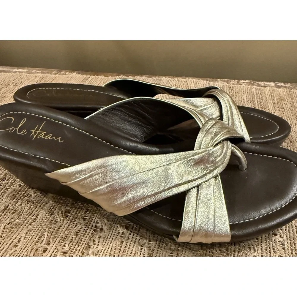 Cole Haan Air Eden Thong Gold Comfort‎ Wedge Platform Sandals 8.5 Slip On